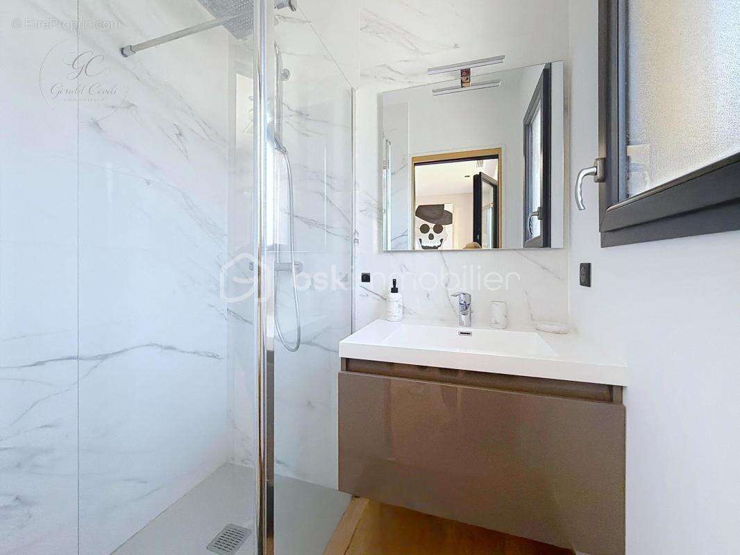 Maison 4 pieces de 101 m² avec piscine / montauroux - photo 9