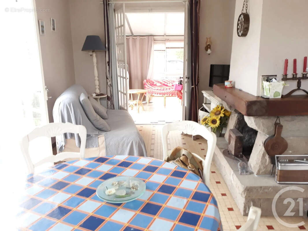 Maison 54 m² à Ambon  - photo 5