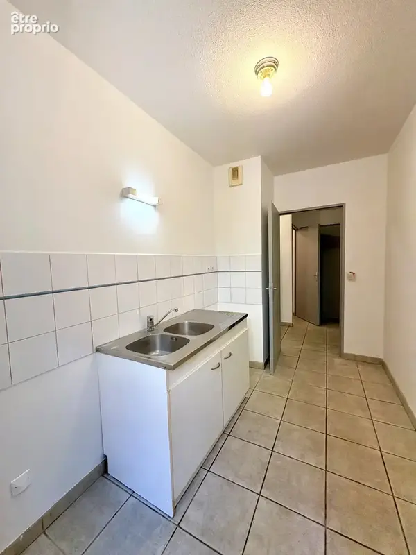 Aix-en-provence   t2 de 46,25 m2 avec terrasse   emplacement privilégié, allées provençales - photo 5
