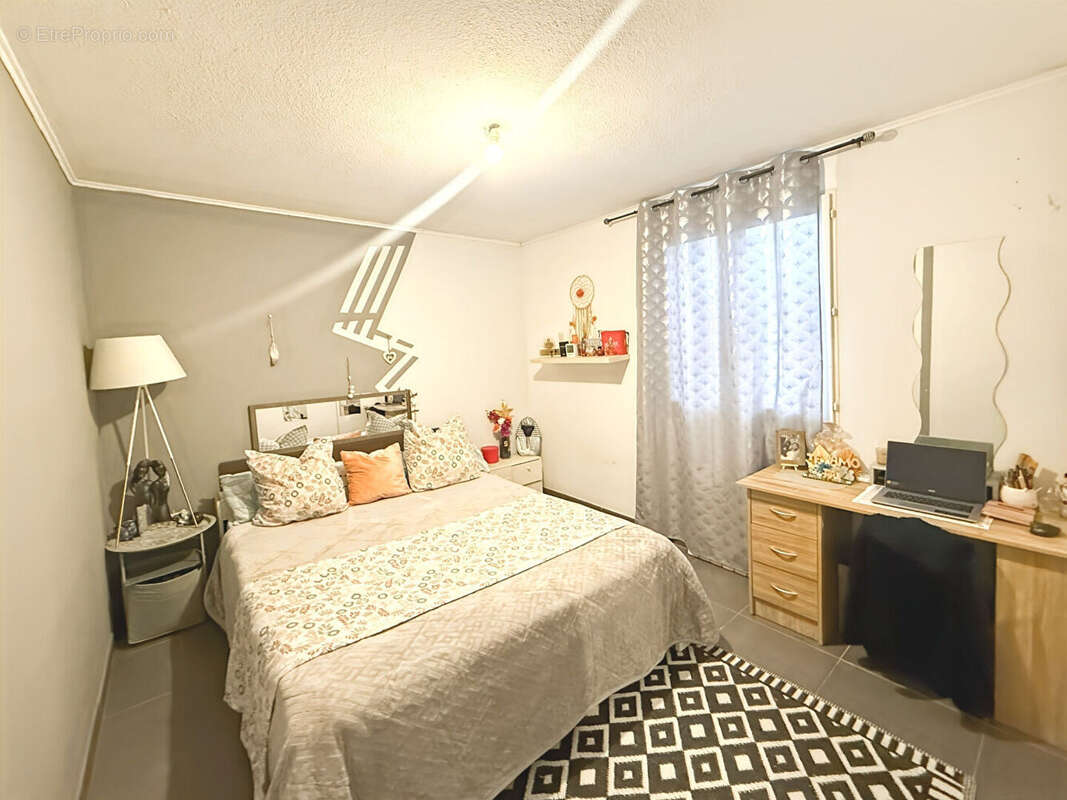 Appartement à CHATEAURENARD