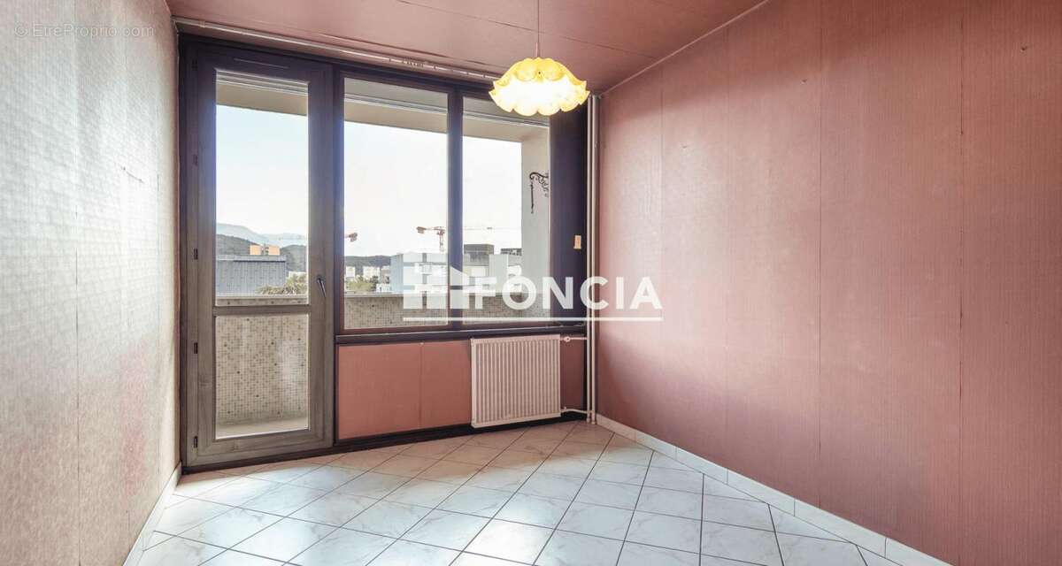 Appartement à ECHIROLLES