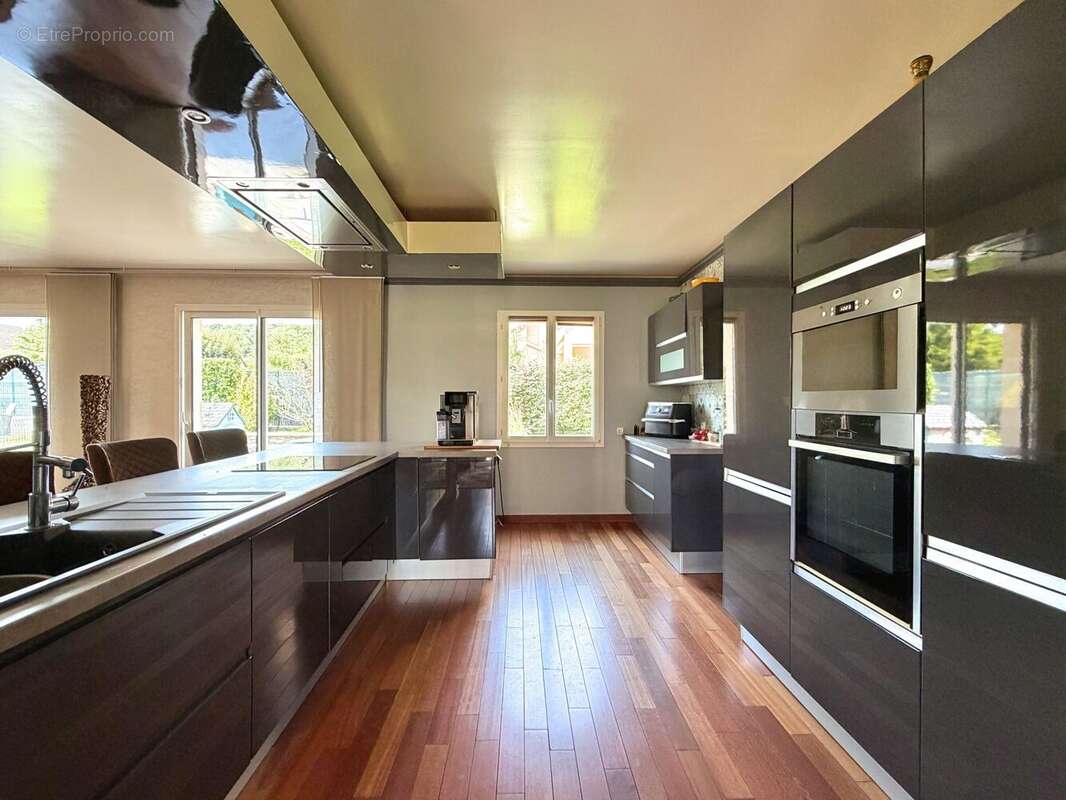 Maison 174 m² à Vernon  - photo 6