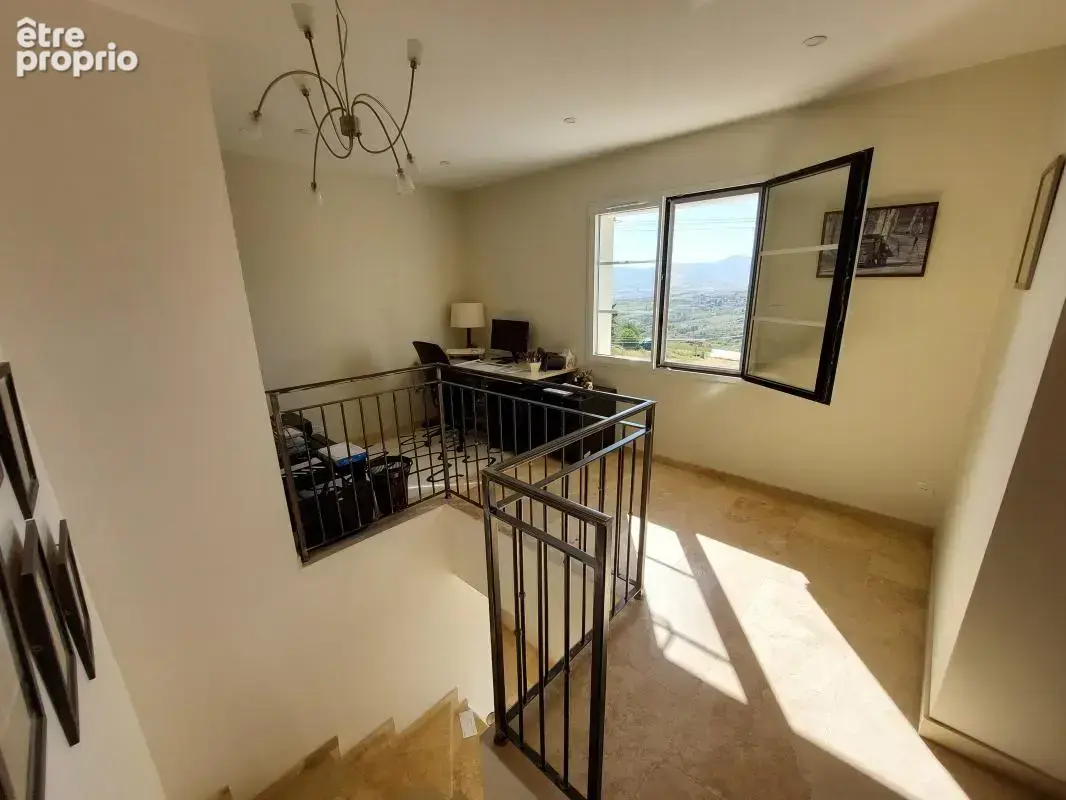 Maison 5 pièces 140 m² à vendre à Genilac (42800) - photo 13