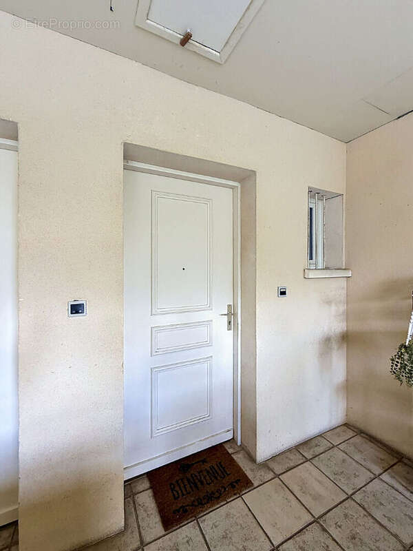 Appartement à VILLENEUVE-LES-AVIGNON