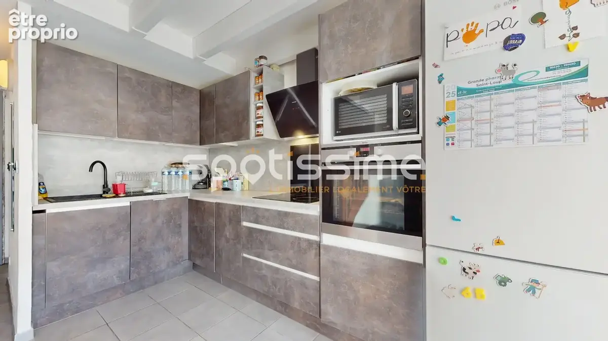CAP D'AGDE - Rochelongue  Villa rénovée dans résidence sécurisée avec piscine et parking privatif - photo 8