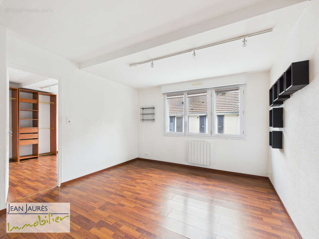 Appartement à SAINTE-SAVINE