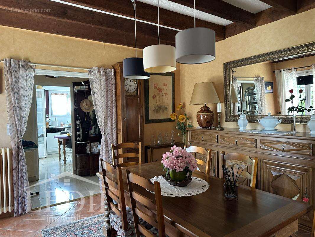 Maison à BEAUMONT-DE-LOMAGNE