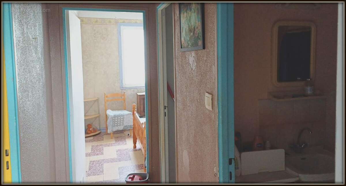 Appartement T3 69 m2 2 chambres NARBONNE (11) Quartier Egassiairal - photo 8