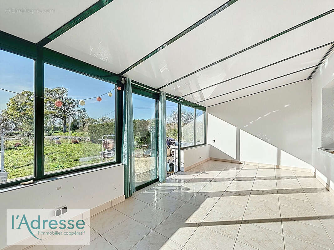 Maison La Bazoge Montpincon 5 pièce(s) 90 m2 - photo 5