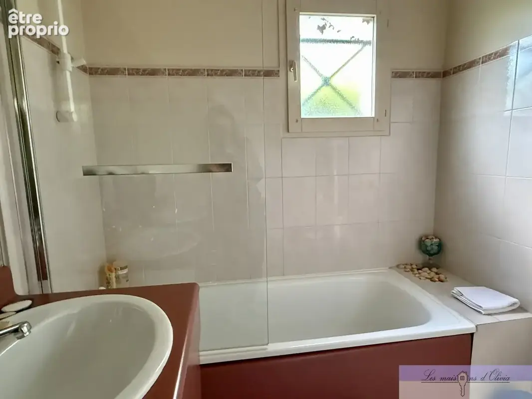 Sucy-en-Brie   Quartier du Fort, belle maison familiale au calme, 140 m2, jardin et garage - photo 10
