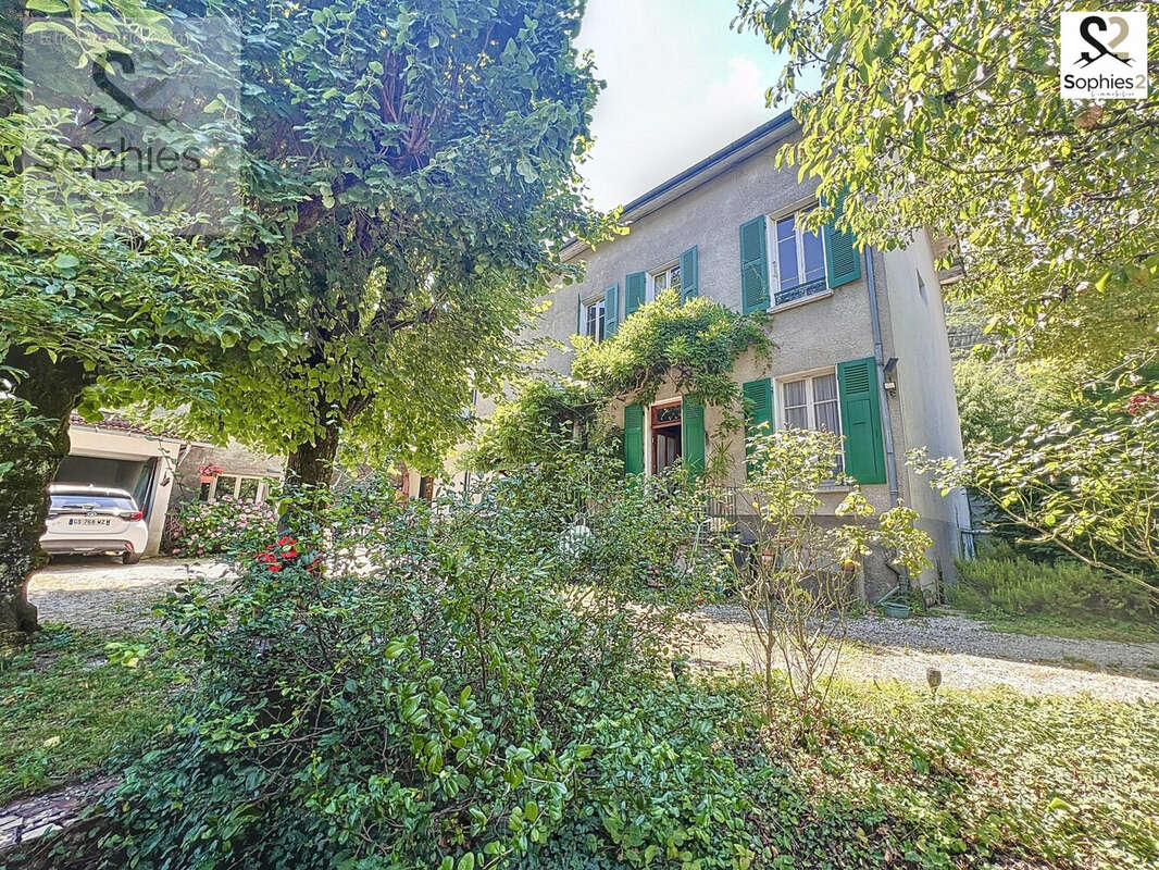 Maison à VIF