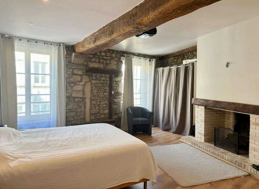 Maison à FAY-AUX-LOGES