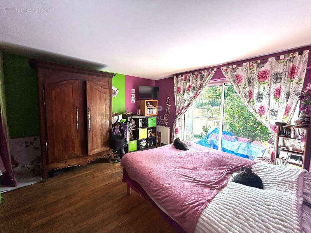 Maison Verneuilsur Seine 6 pièce(s) 180 m2 - photo 8