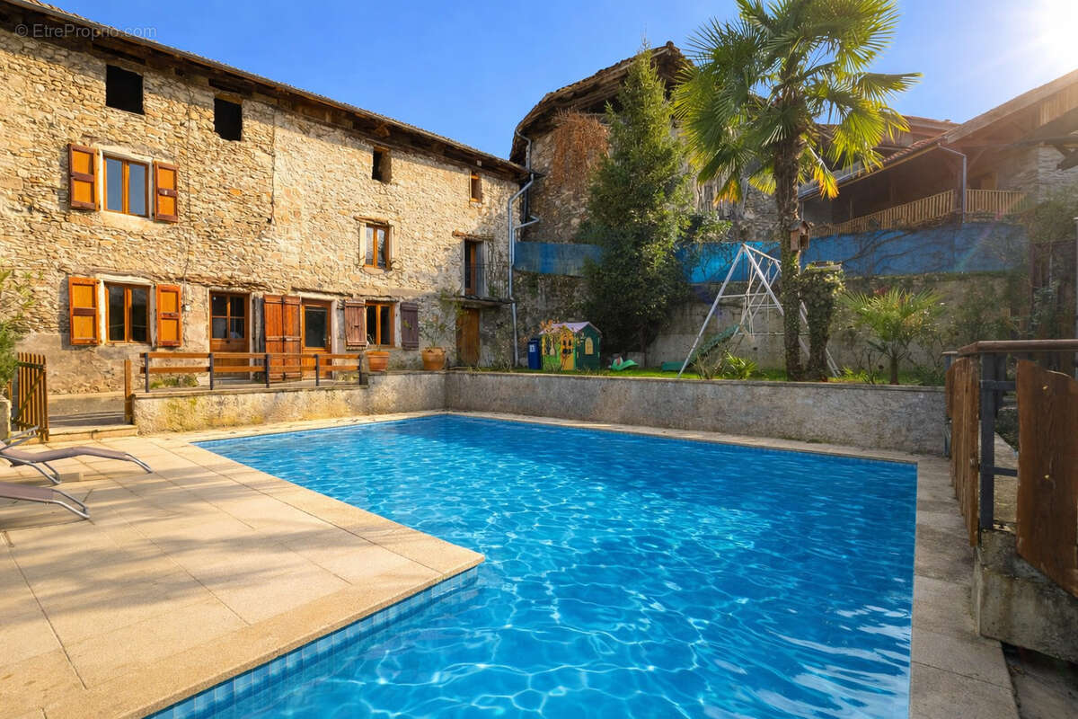 Maison à SAINT-MAXIMIN