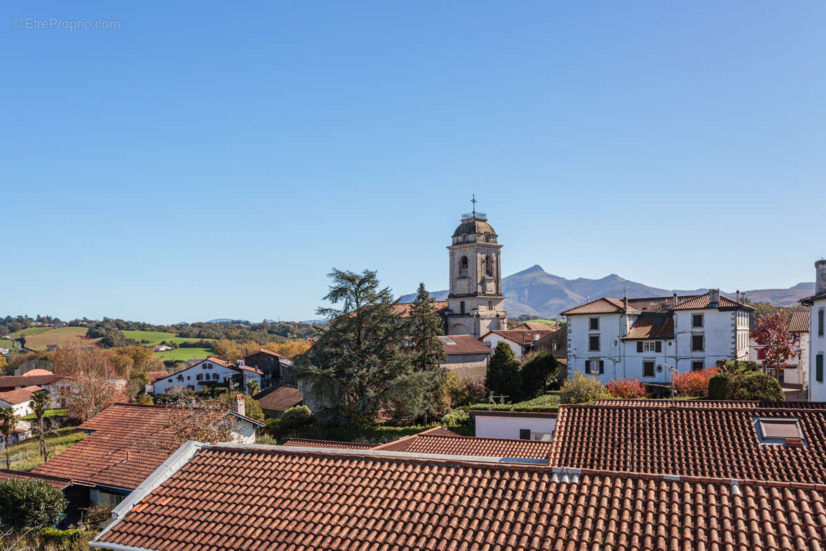 Appartement à URRUGNE