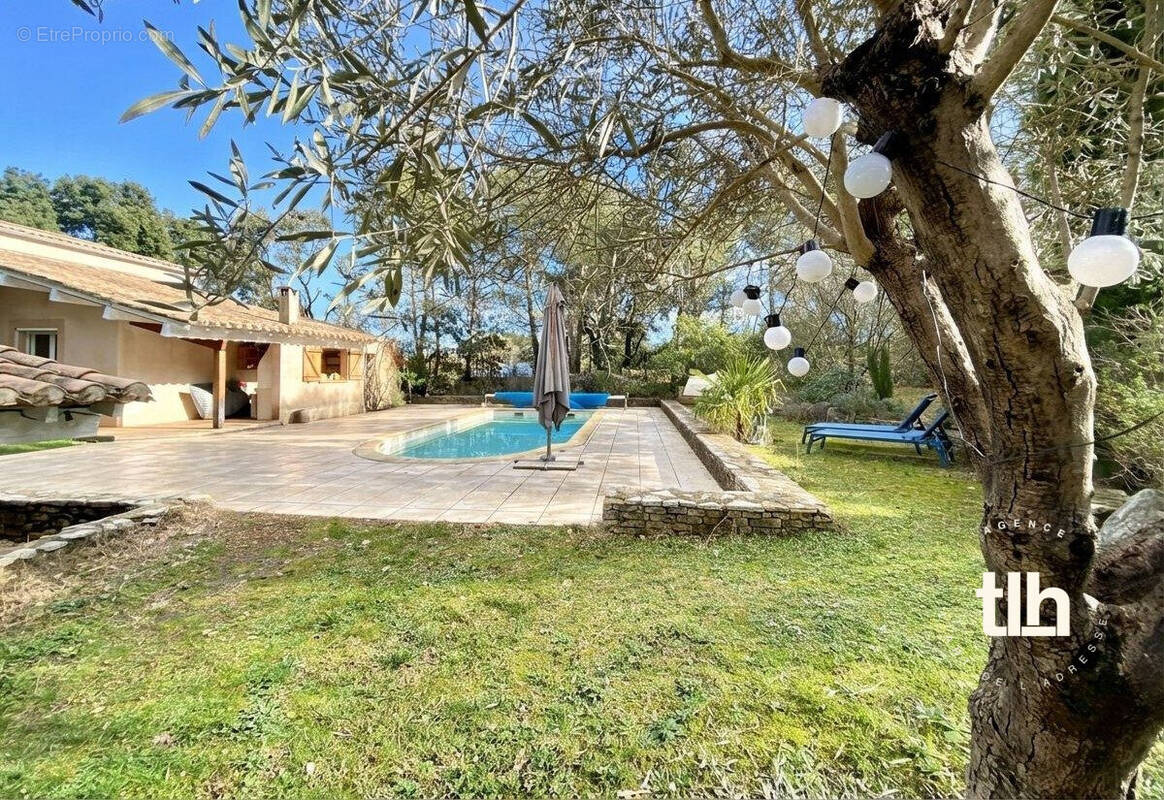 Maison à SAINT-JEAN-DE-CUCULLES