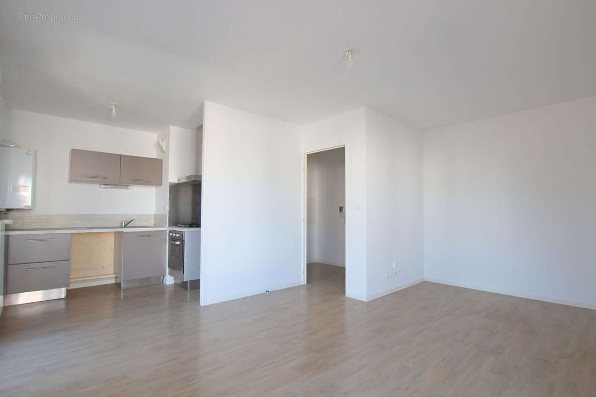 Appartement Laille 2 pièce(s) 41.88 m2 - photo 2
