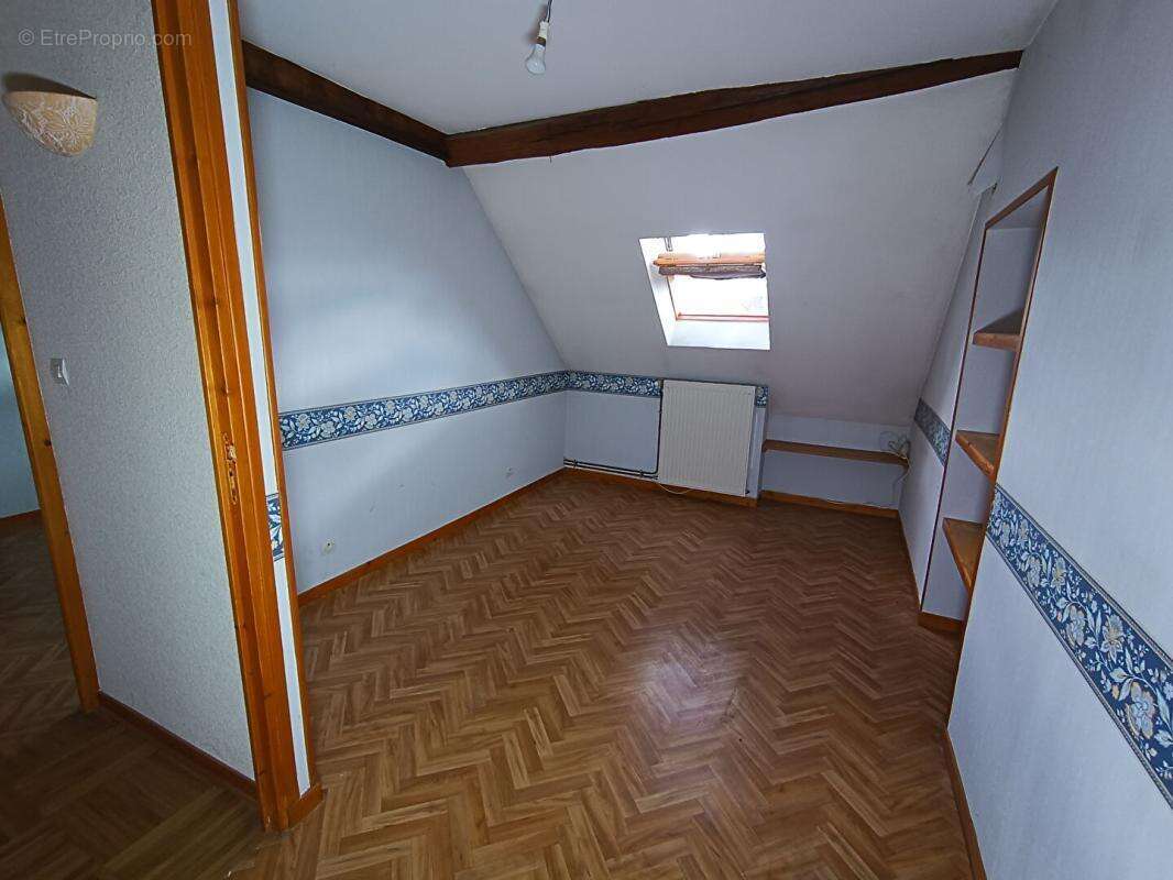 Maison à MAGNY-COURS