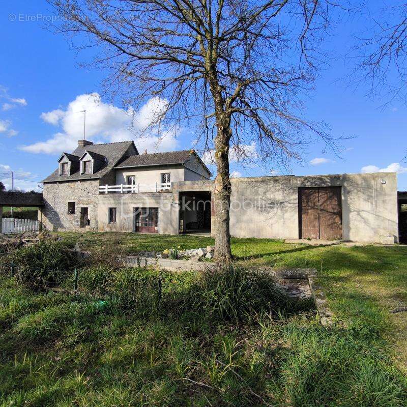 Maison à SAINT-M'HERVE