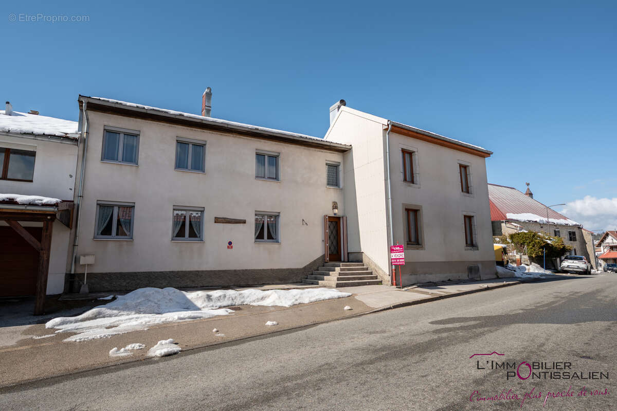 Maison à CHAUX-NEUVE