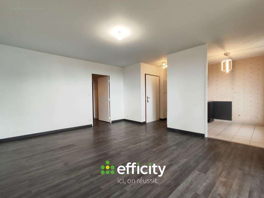 Appartement à SAINT-JACQUES-DE-LA-LANDE