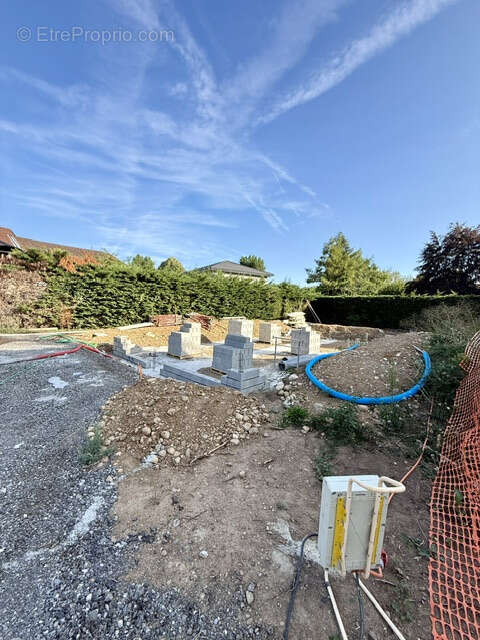 Saint genis pouilly 01630 centre ville, maison 155m2, 4 chambres, jardin, garage - photo 3