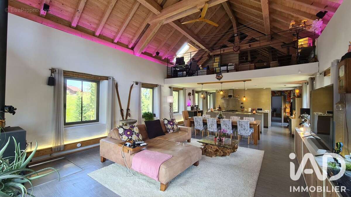 Photo 2 - Maison à SALLANCHES