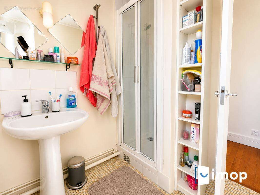 Appartement à MONTROUGE