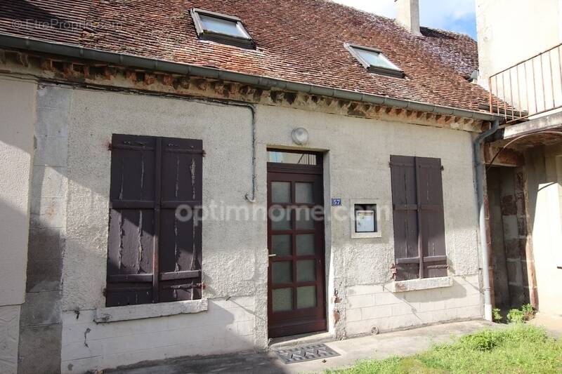 Maison à VAILLY-SUR-SAULDRE