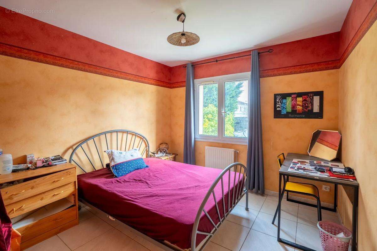 Maison à BLANQUEFORT