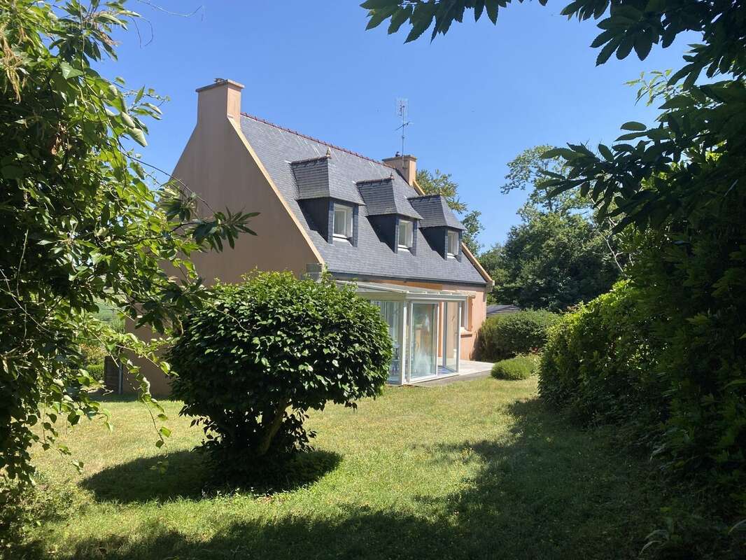Maison 134 m² à Saint-Renan  - photo 3