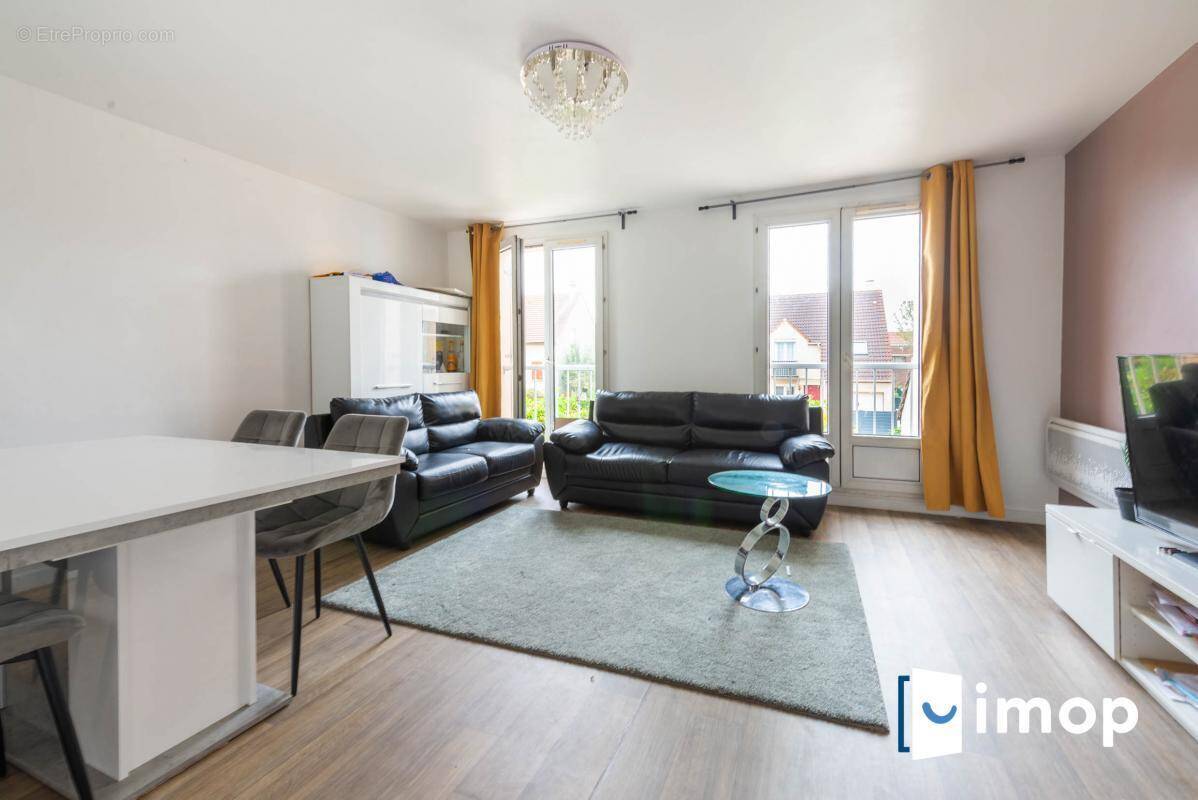 Appartement à GROSLAY