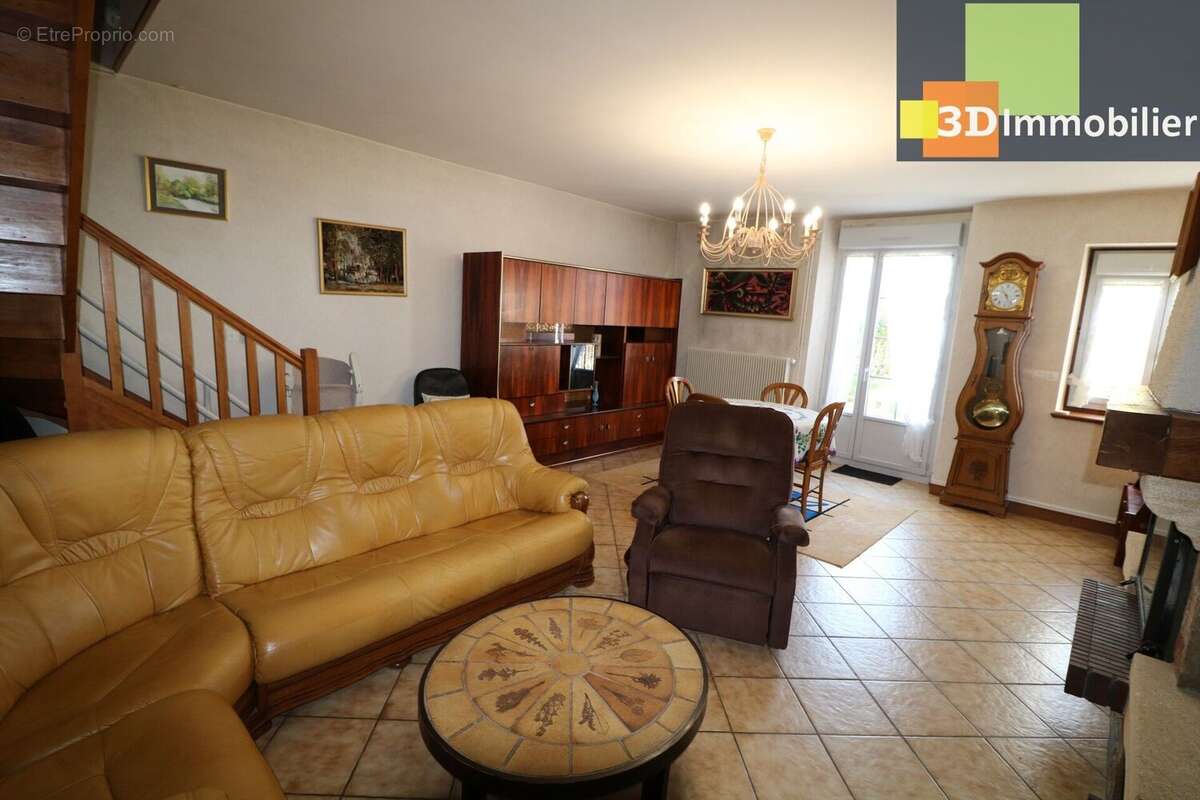Photo 8 - Maison à LONS-LE-SAUNIER
