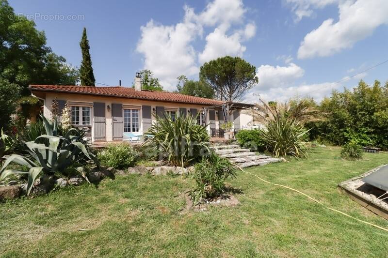 Maison à VIVIERS-LES-MONTAGNES