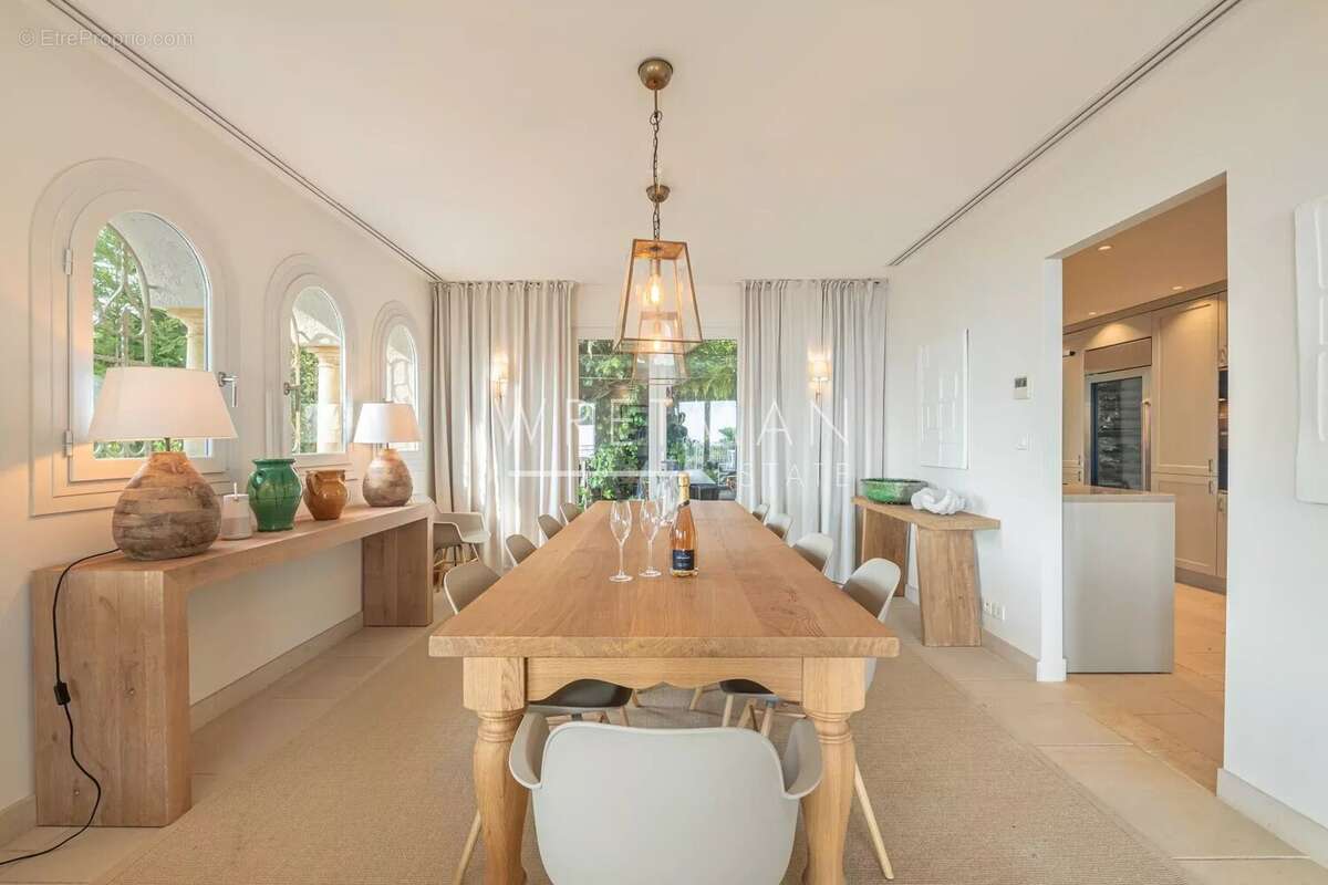 Maison à LE CANNET