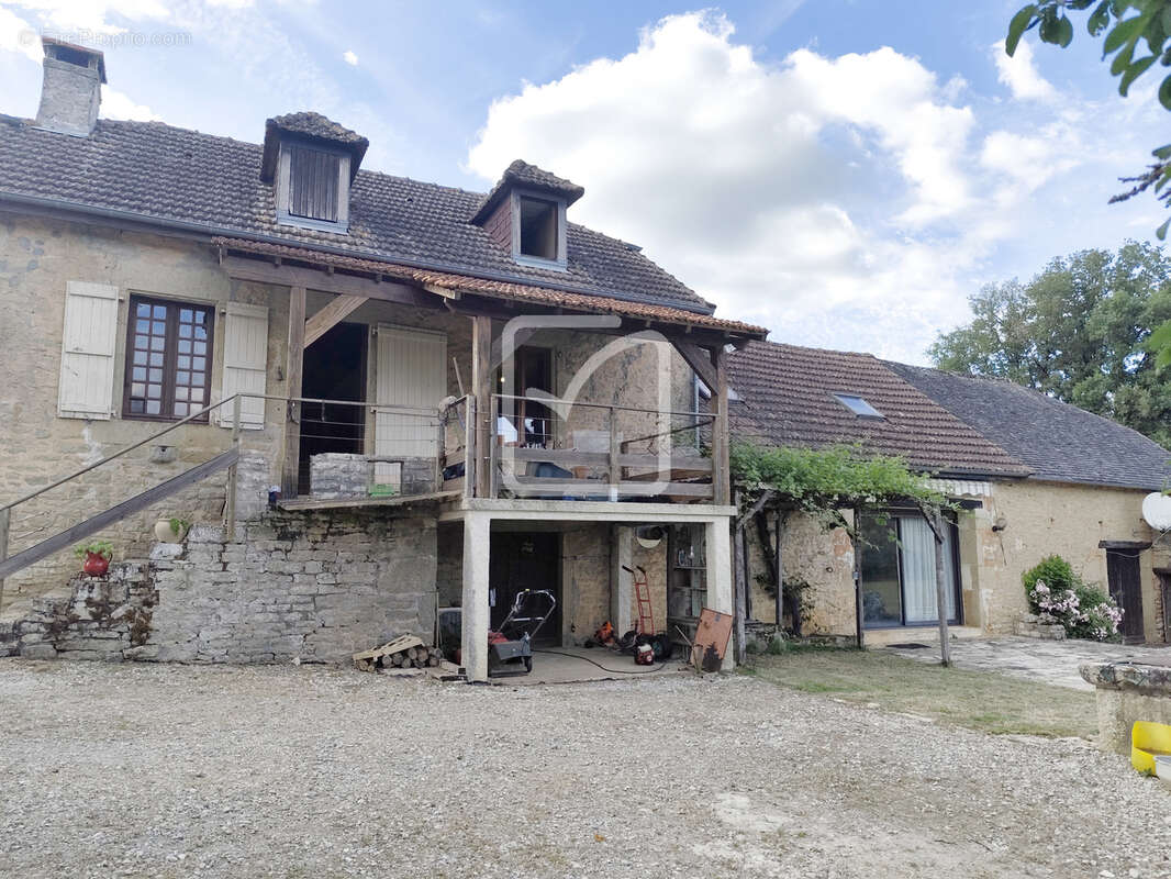 Maison à ESTIVALS