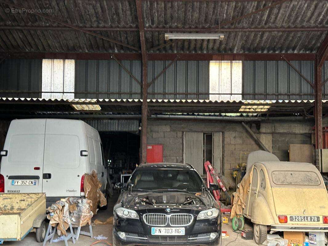 Commerce à AIXE-SUR-VIENNE