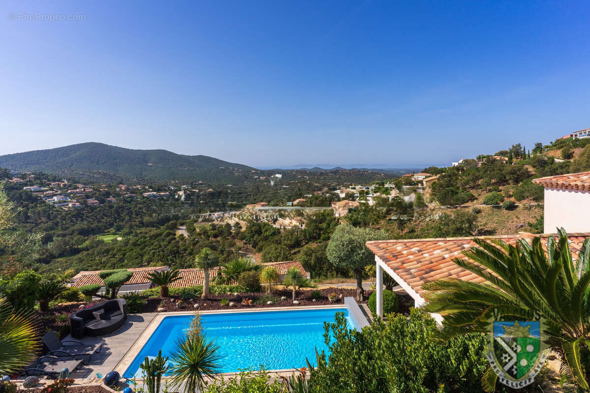 Maison à LA LONDE-LES-MAURES