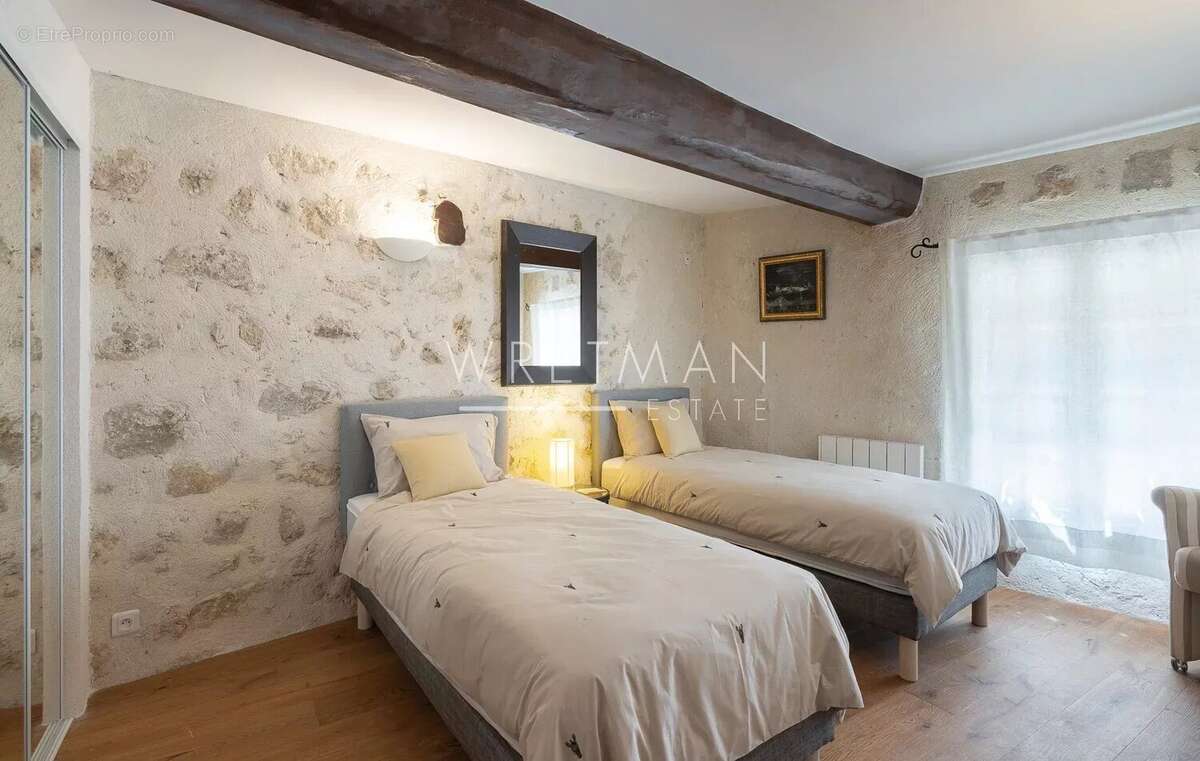 Maison à CALLIAN
