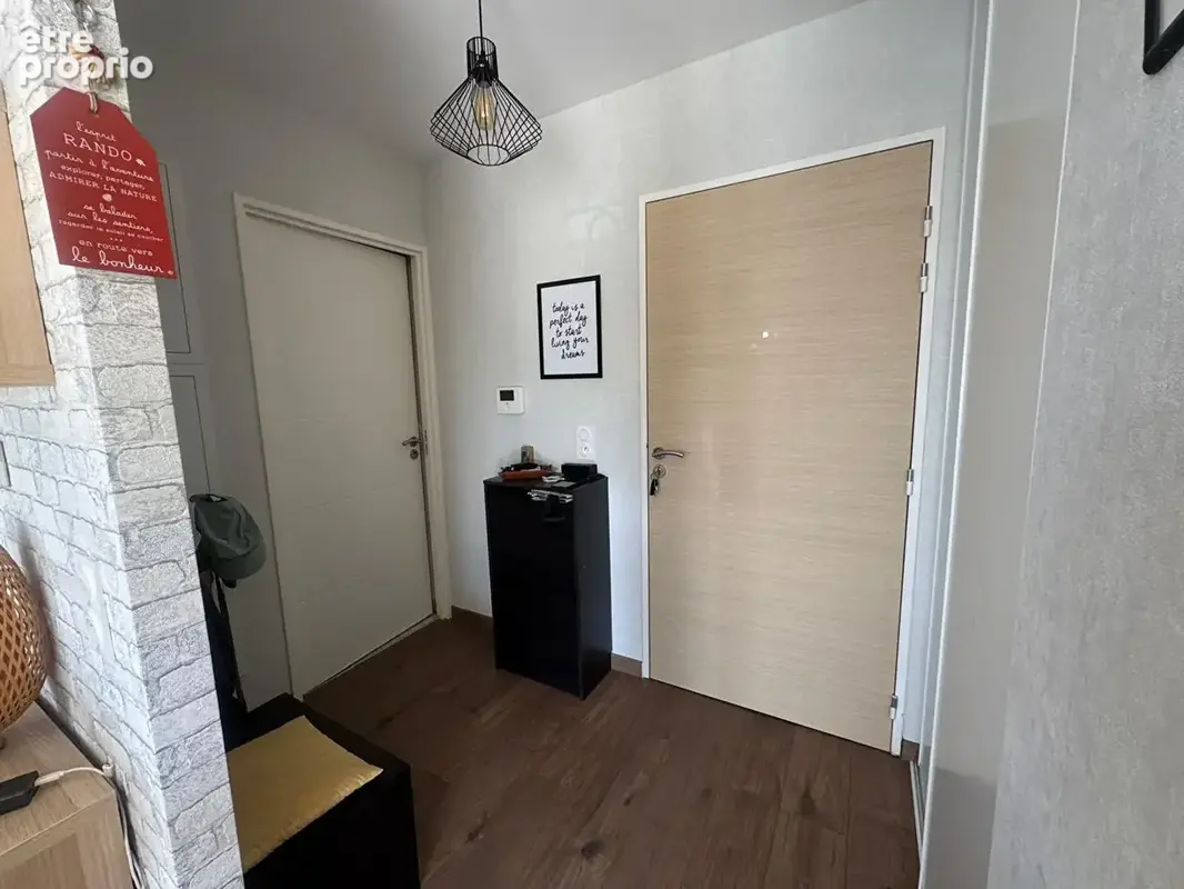 Houdan - Appartement F2 - A vendre - photo 5