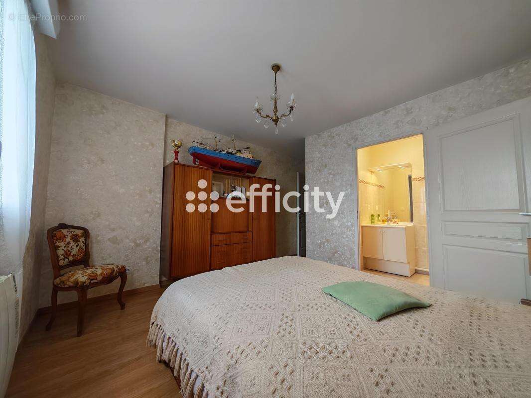 Appartement à REZE