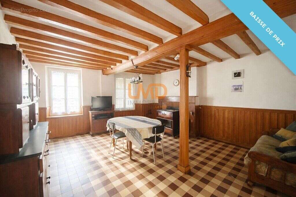 Maison à LA VILLE-AUX-CLERCS
