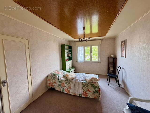 Maison à PARAY-VIEILLE-POSTE