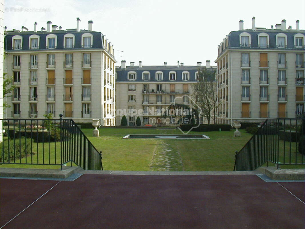 Appartement Versailles "LA ROSERAIE " - 2 pièce(s) 32 m2 - photo 12