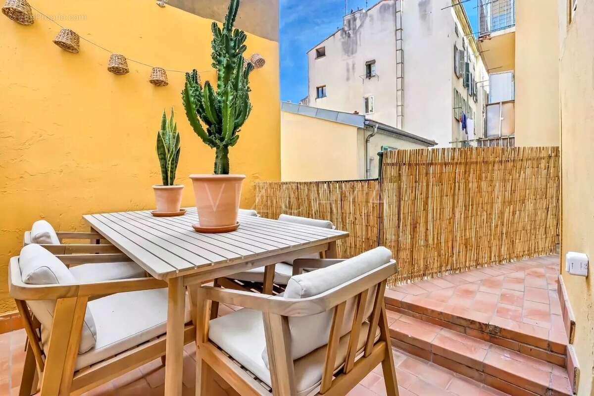 Appartement à NICE