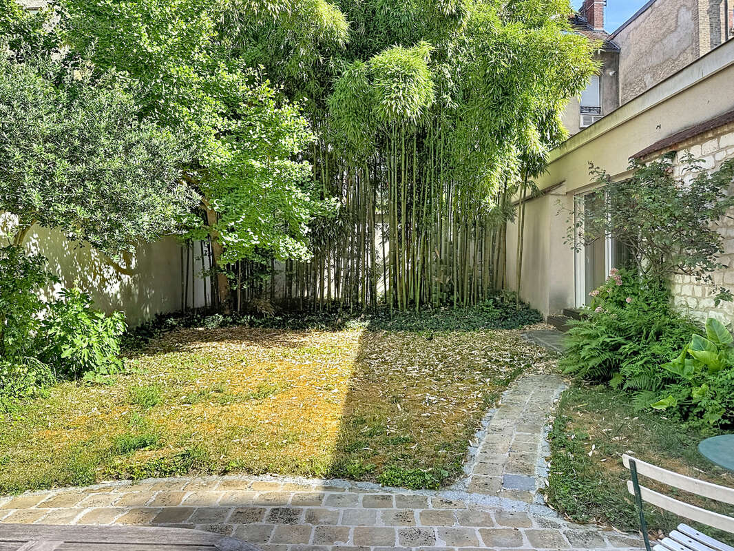Maison à PARIS-17E