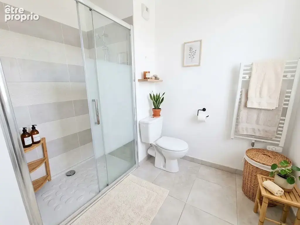 Aix en Provence, La Duranne, appartement 2 pièces de 45 m2, parking - photo 4