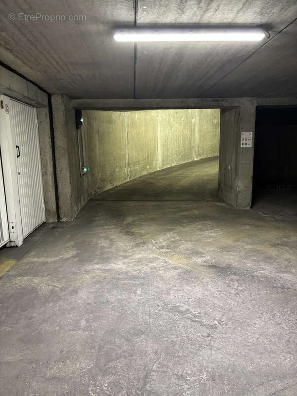 Parking à GRENOBLE