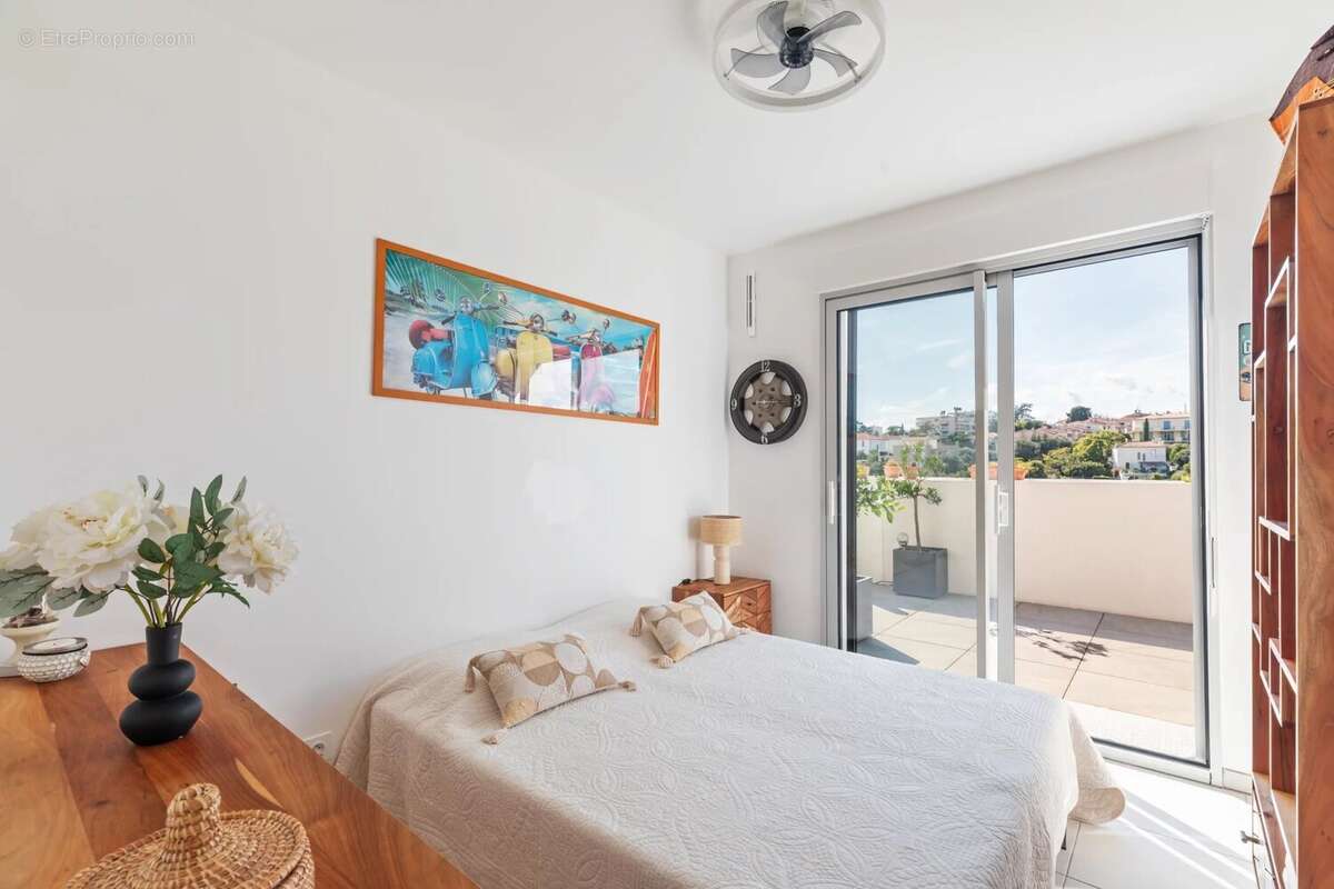 Appartement à LE CANNET