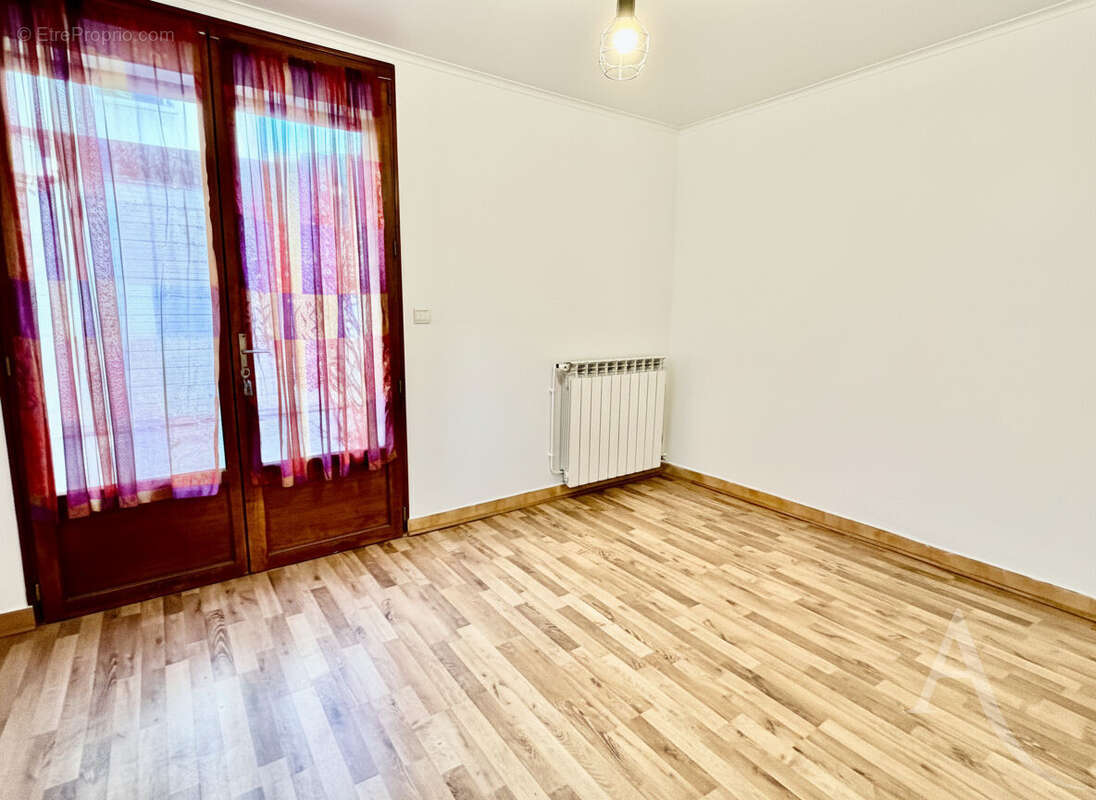 Maison individuelle de plain-pied jardin Fort Potentiel d'Agrandissement Chaville rive gauche 4 pièces  60 m2 2 chambres parking - photo 6